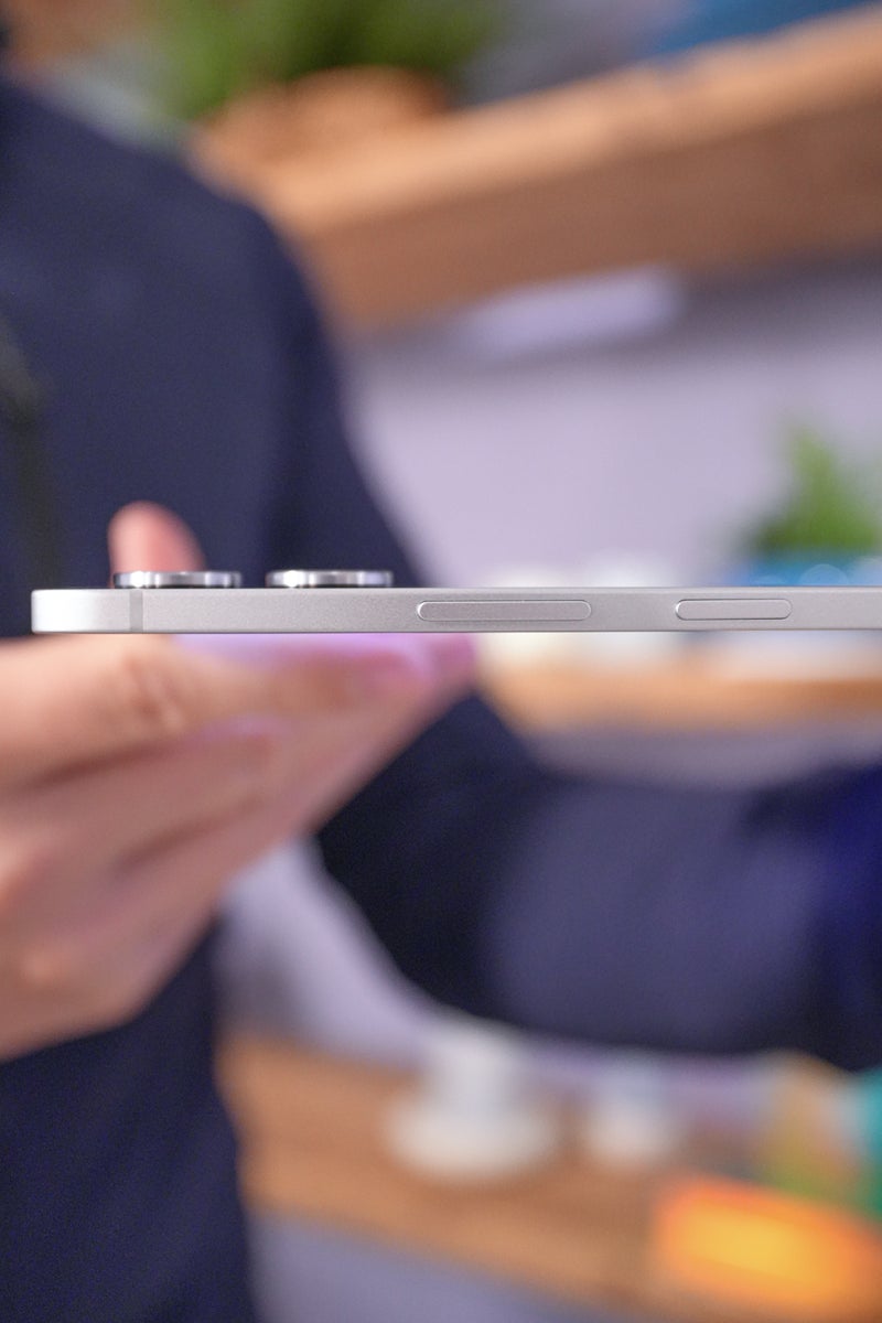 Samsung Galaxy Tab S11 Ultra Hands-on preview: That's one big boy right there!