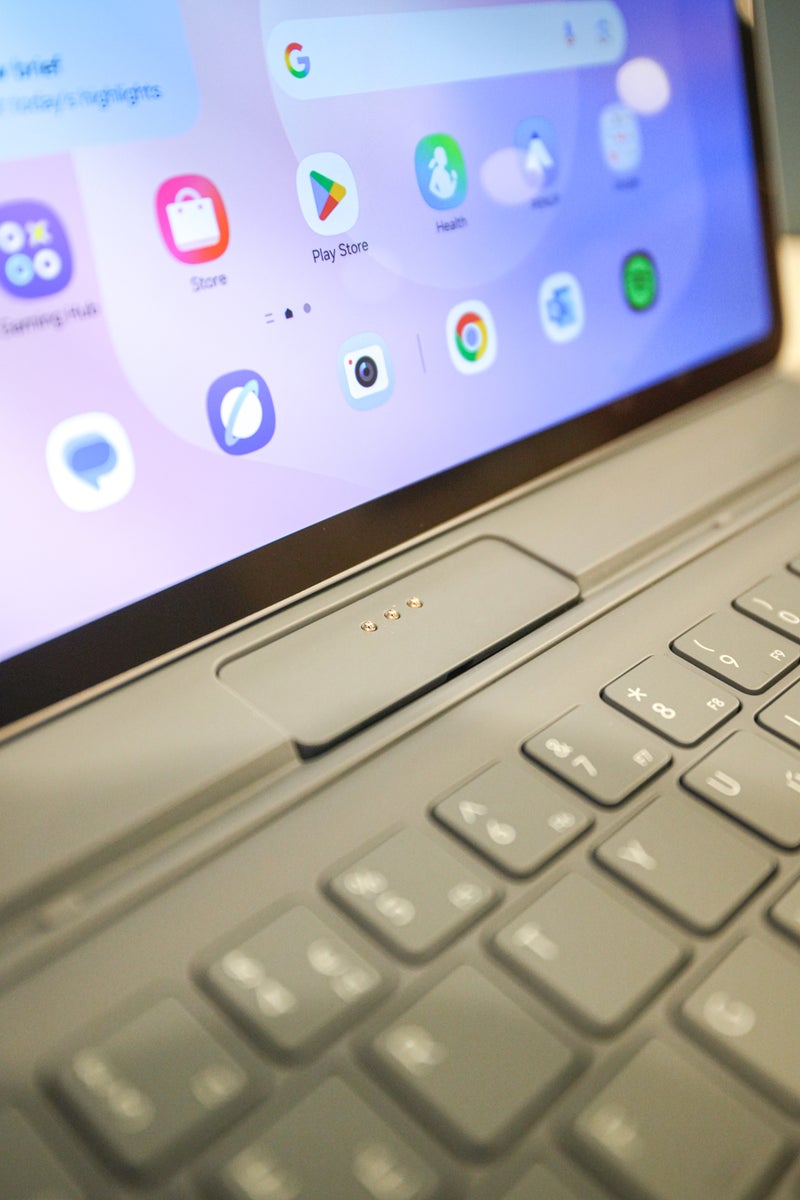 Samsung Galaxy Tab S11 Hands-on Preview: It's basically a mini Tab Ultra