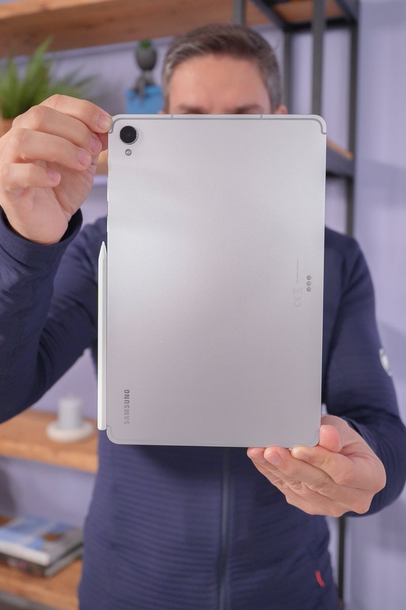 Samsung Galaxy Tab S11 Hands-on Preview: It's basically a mini Tab Ultra