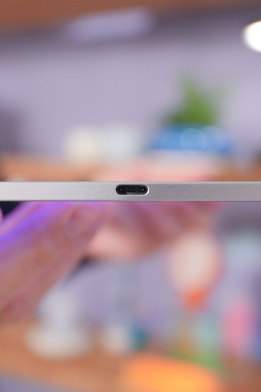 With 8,400 mAh and 45W support, the Tab S11 is built for long sessions and quick top-ups. | Image credit — PhoneArena - Samsung Galaxy Tab S11 Hands-on Preview: It's basically a mini Tab Ultra