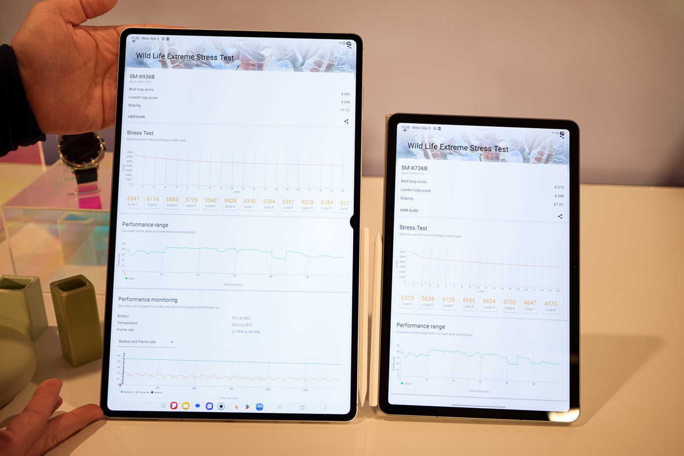 Samsung Galaxy Tab S11 Ultra vs Galaxy Tab S11: Ultra big!