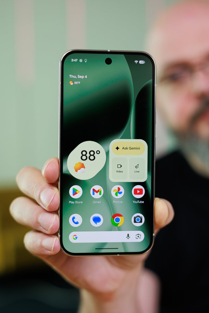 Google Pixel 10 Pro Review: New brains, old clothes