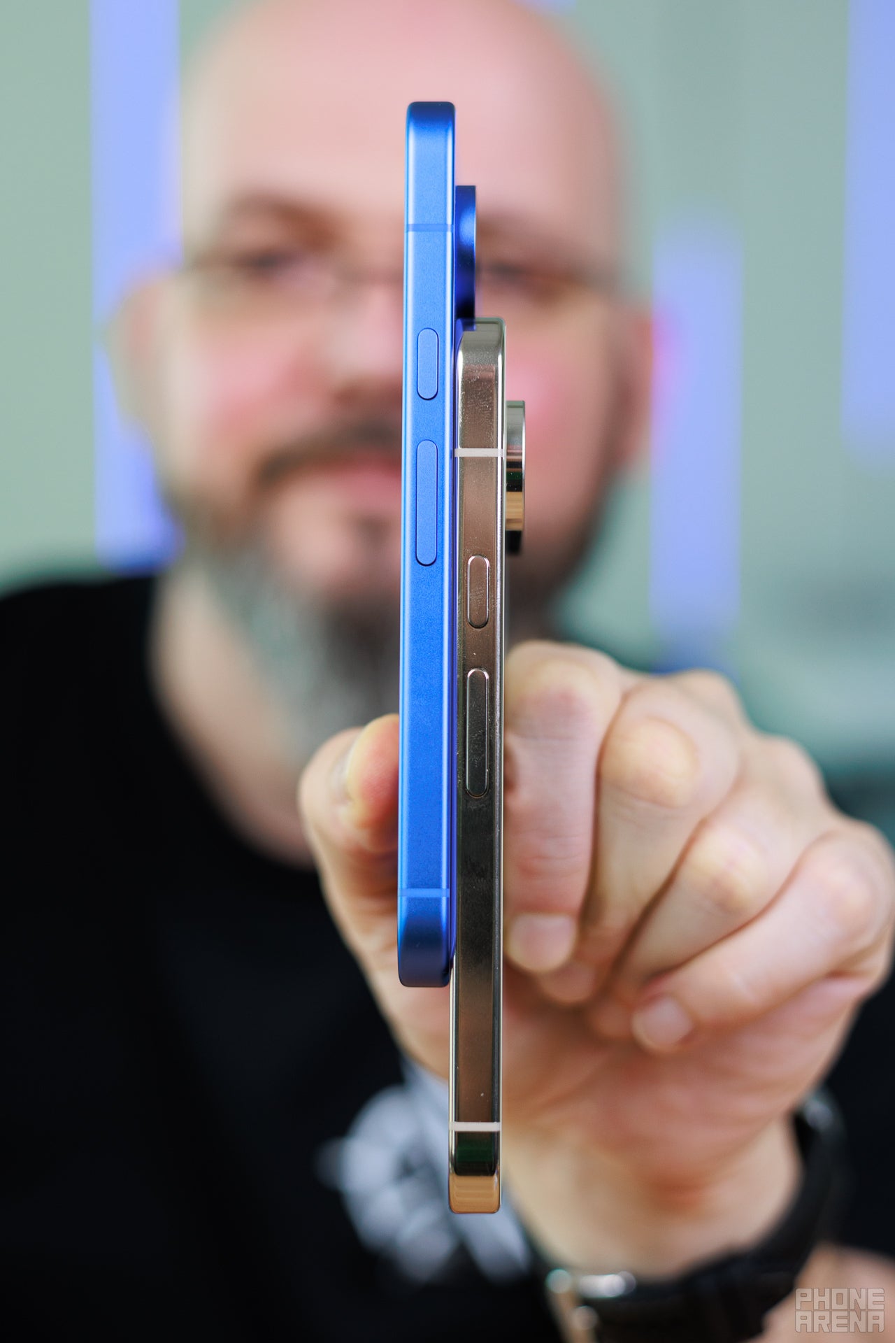 Pixel 10 vs Pixel 10 Pro: Is the $200 upgrade really worth it this year?