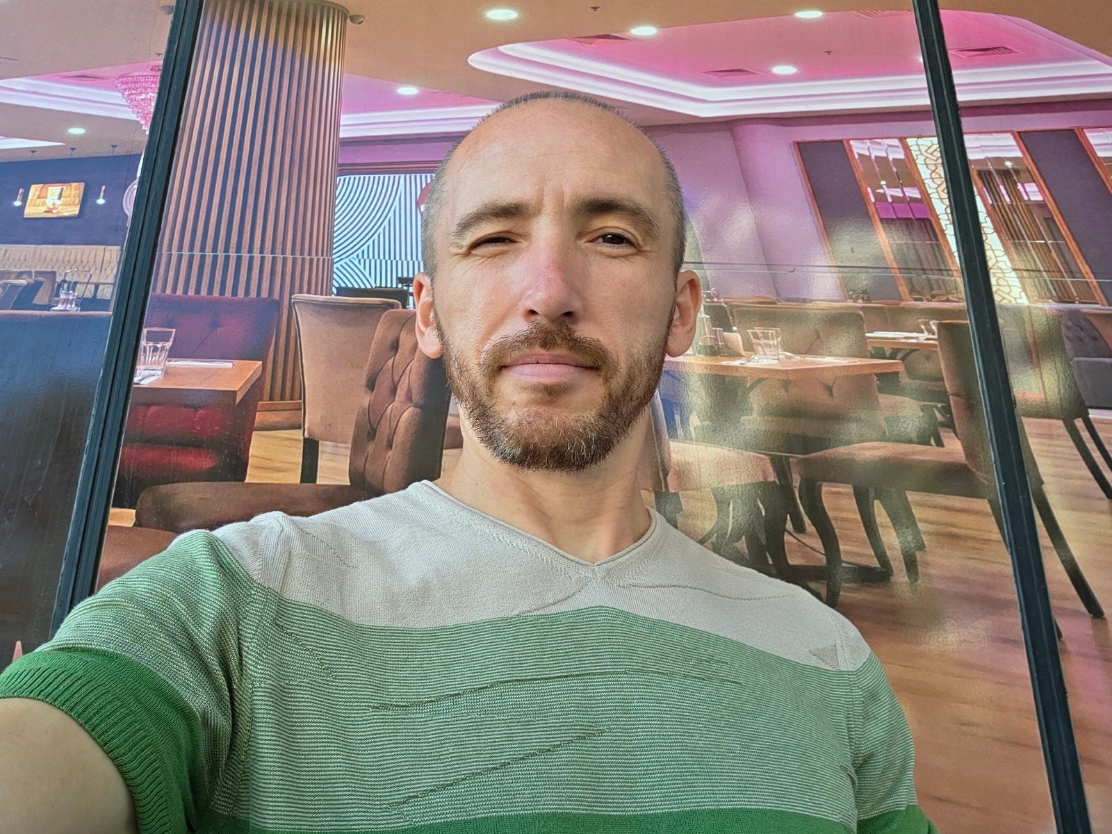 Galaxy S25 - Pixel 10 vs Galaxy S25: AI power and 5x zoom or a compact speed demon?