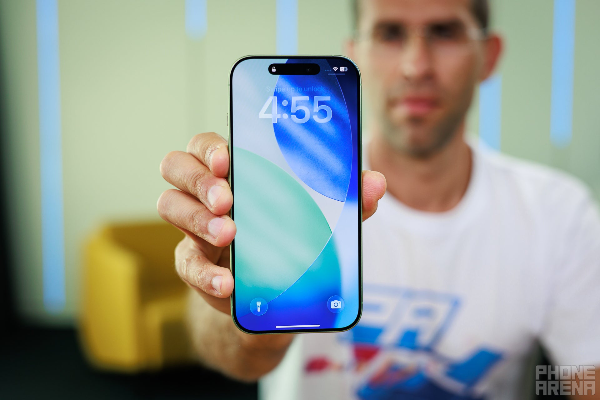 The regular iPhone finally gets a marvellous display - Apple iPhone 17 review: The iPhone you should actually buy