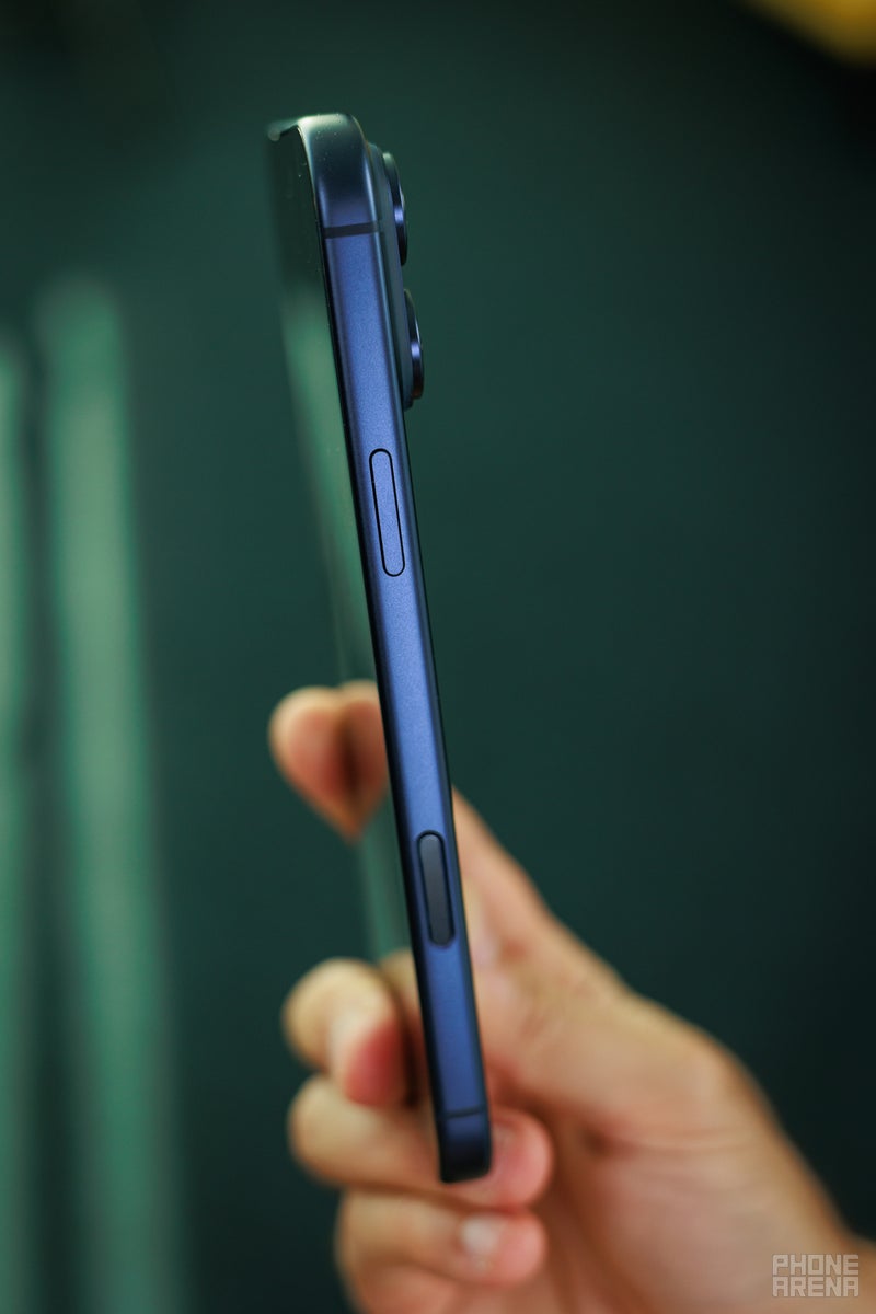 iPhone 17 Pro Max review: hello aluminum, my old friend