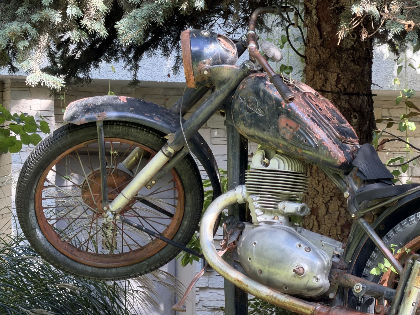 iPhone 17 Pro - iPhone 17 Pro vs iPhone 14 Pro: Is it time to upgrade? Most likely!