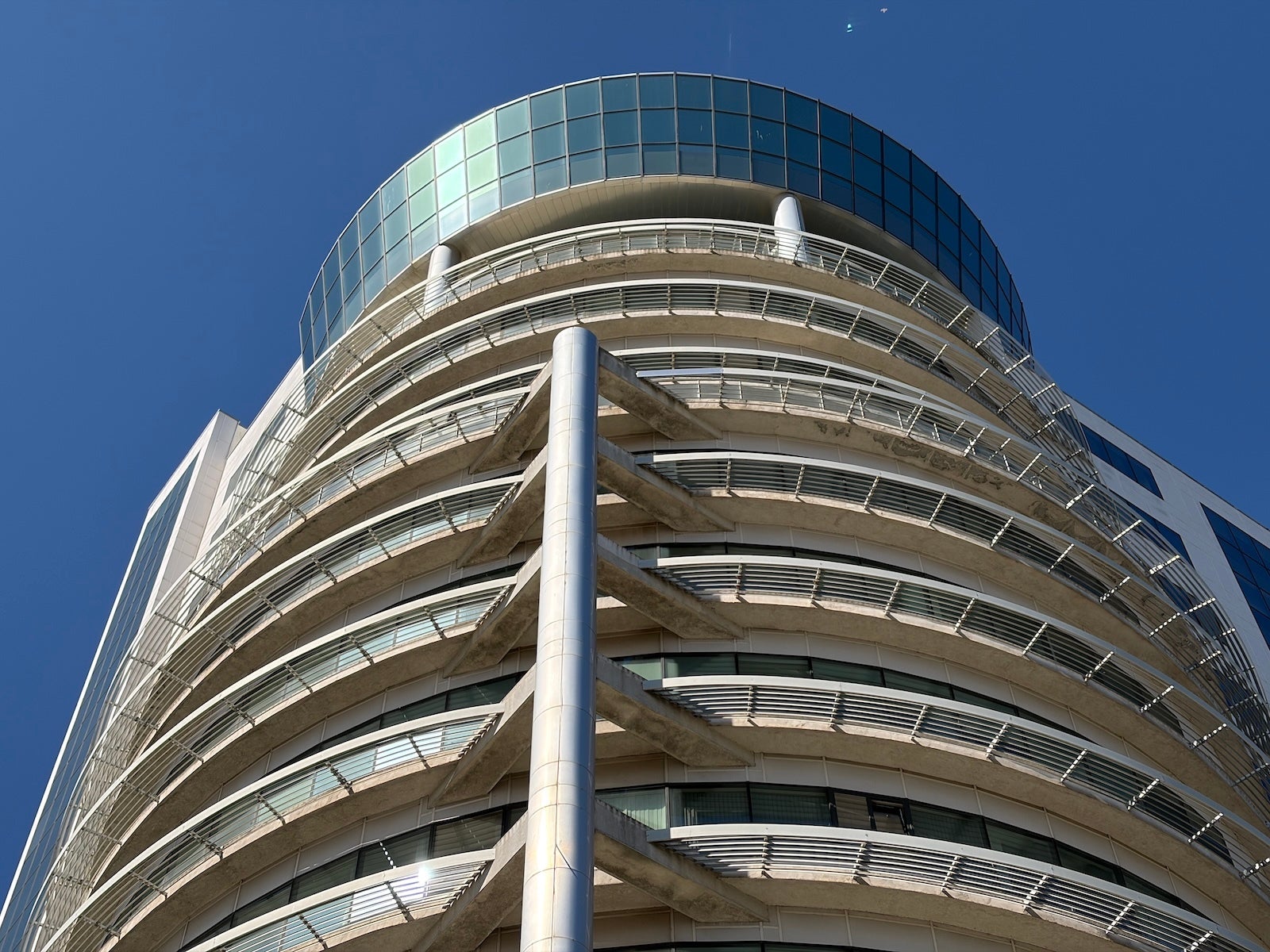 iPhone 17 2x - iPhone 17 vs iPhone 16e: The best value iPhone in years vs the cheapest