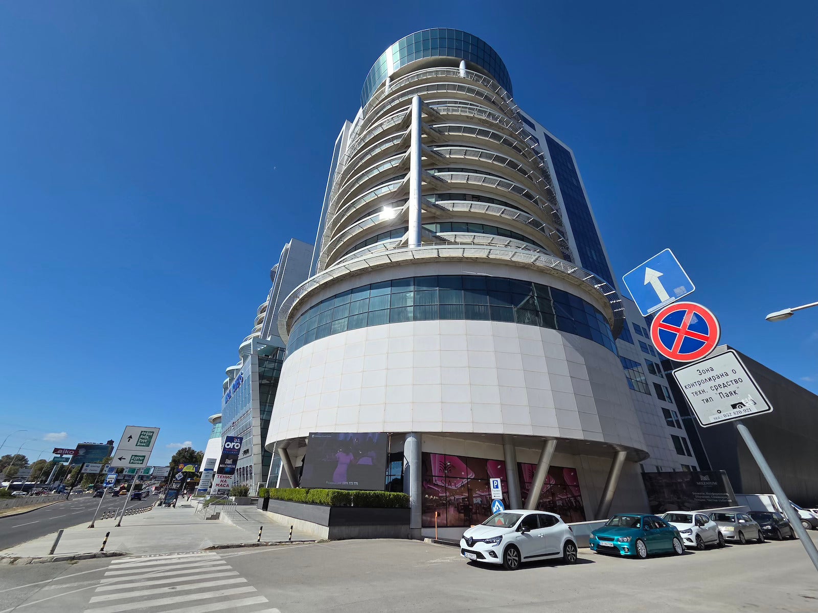 Galaxy S25 - iPhone 17 vs Galaxy S25: Who wins the $799 flagship battle of 2025?