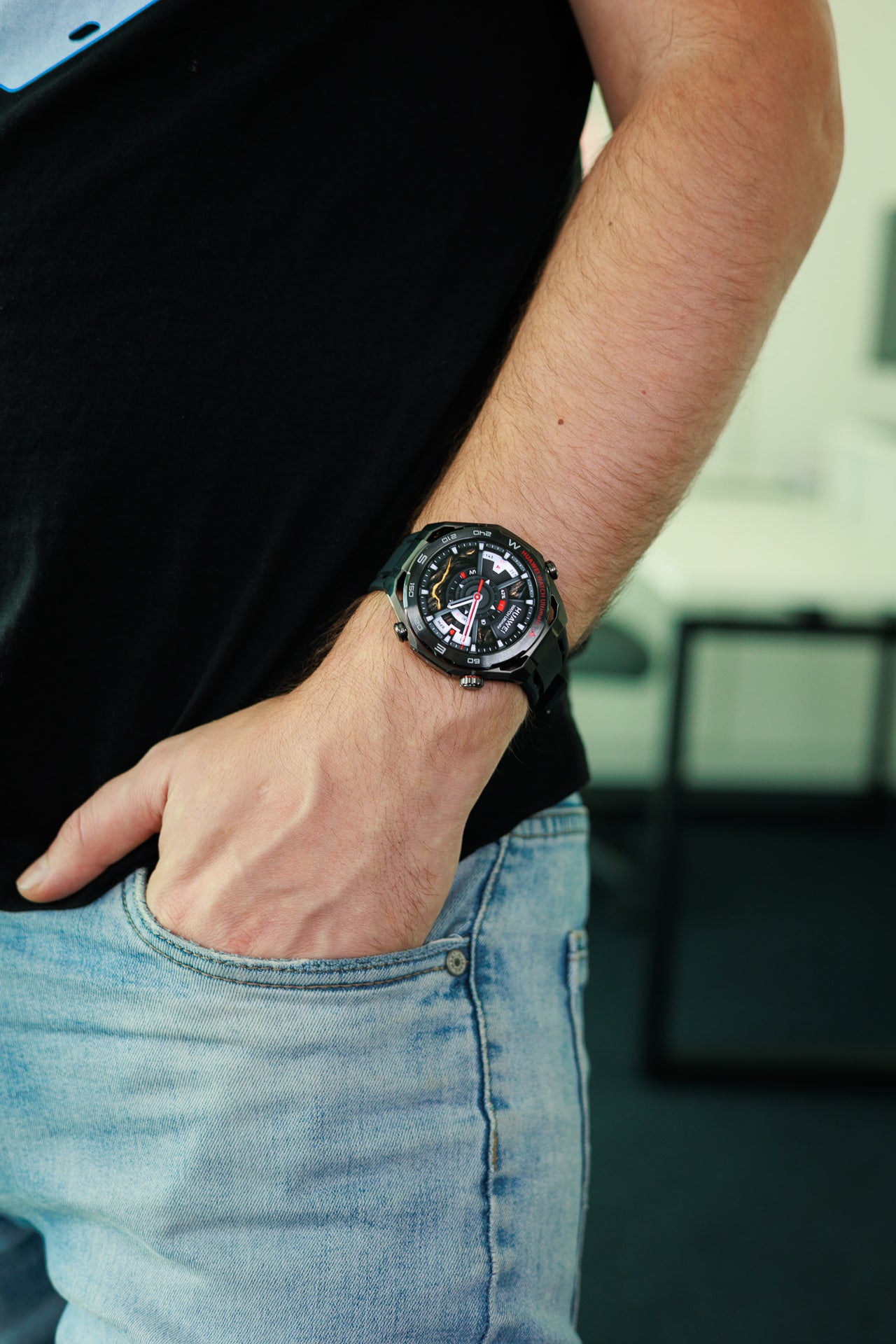 Huawei Watch Ultimate 2 review: Dive! Dive! Dive!