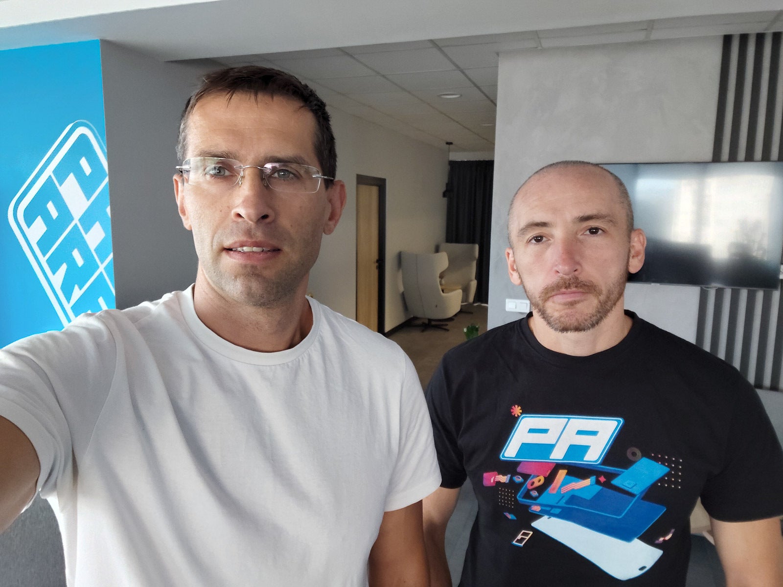 A36 Selfie - Galaxy S25 FE vs Galaxy A36 5G: Should you spend more for the Fan Edition?
