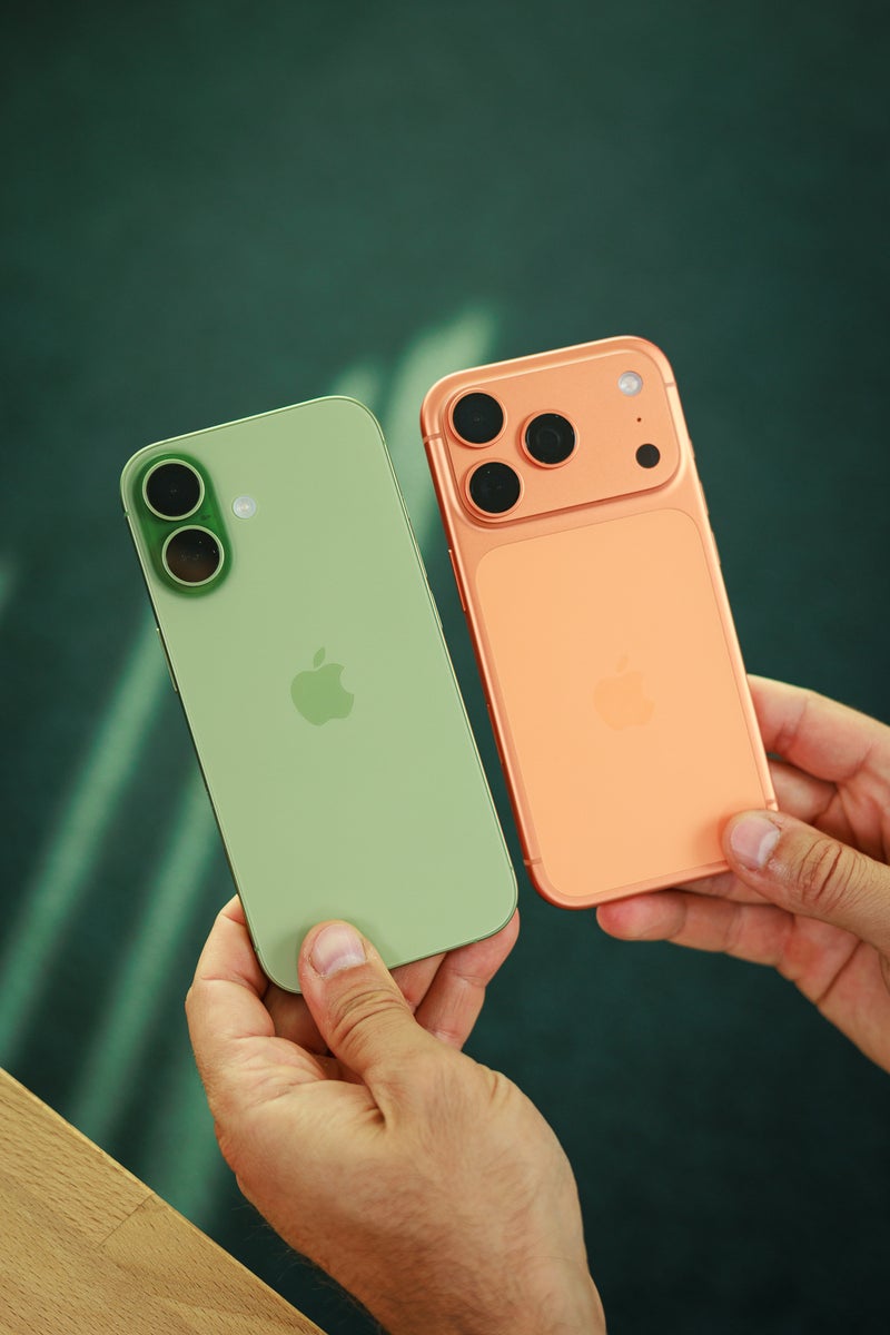 iPhone 17 vs iPhone 17 Pro: The base iPhone suddenly makes a lot more sense