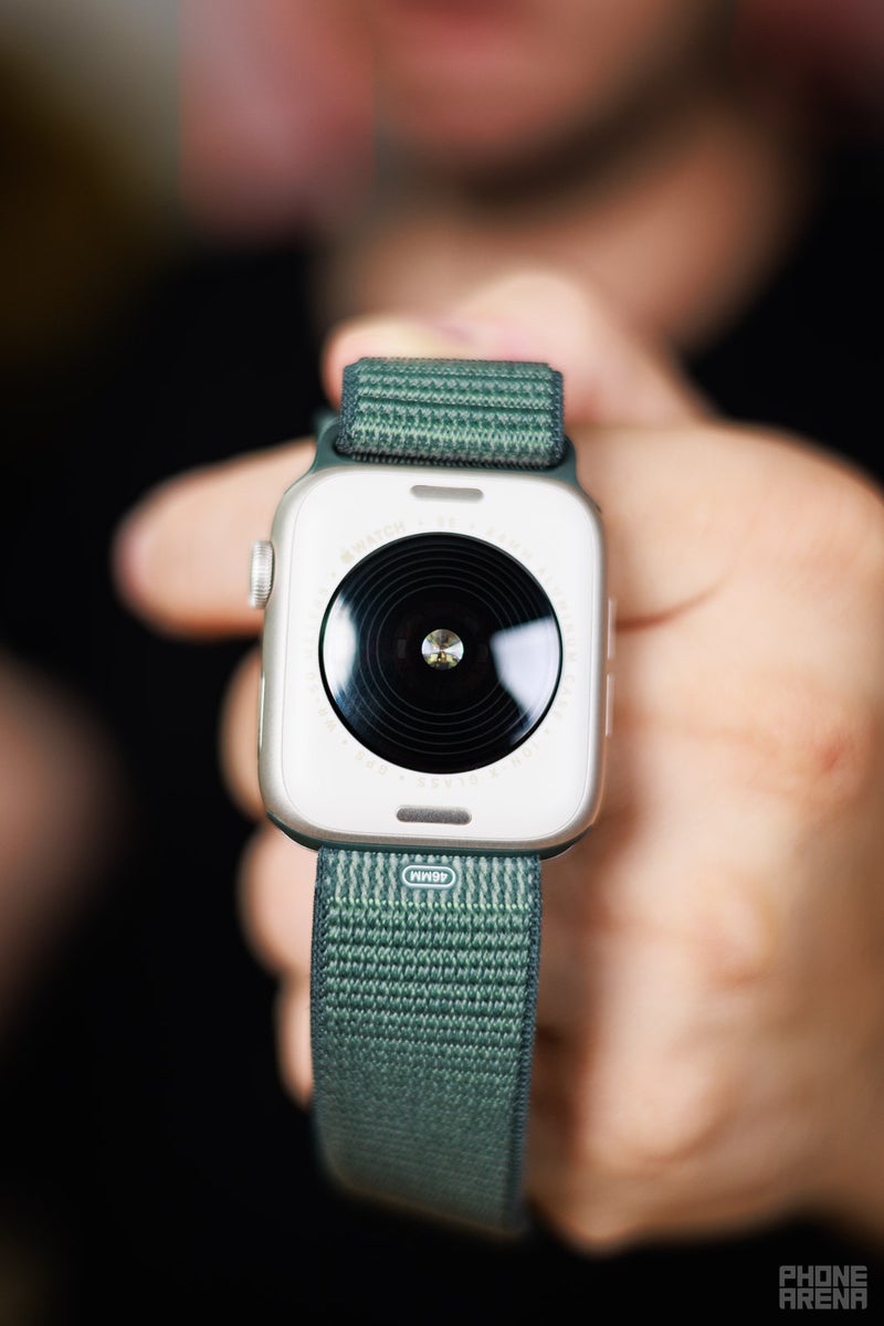 Apple Watch SE 3 review: looks outdated, but it's the best upgrade this year