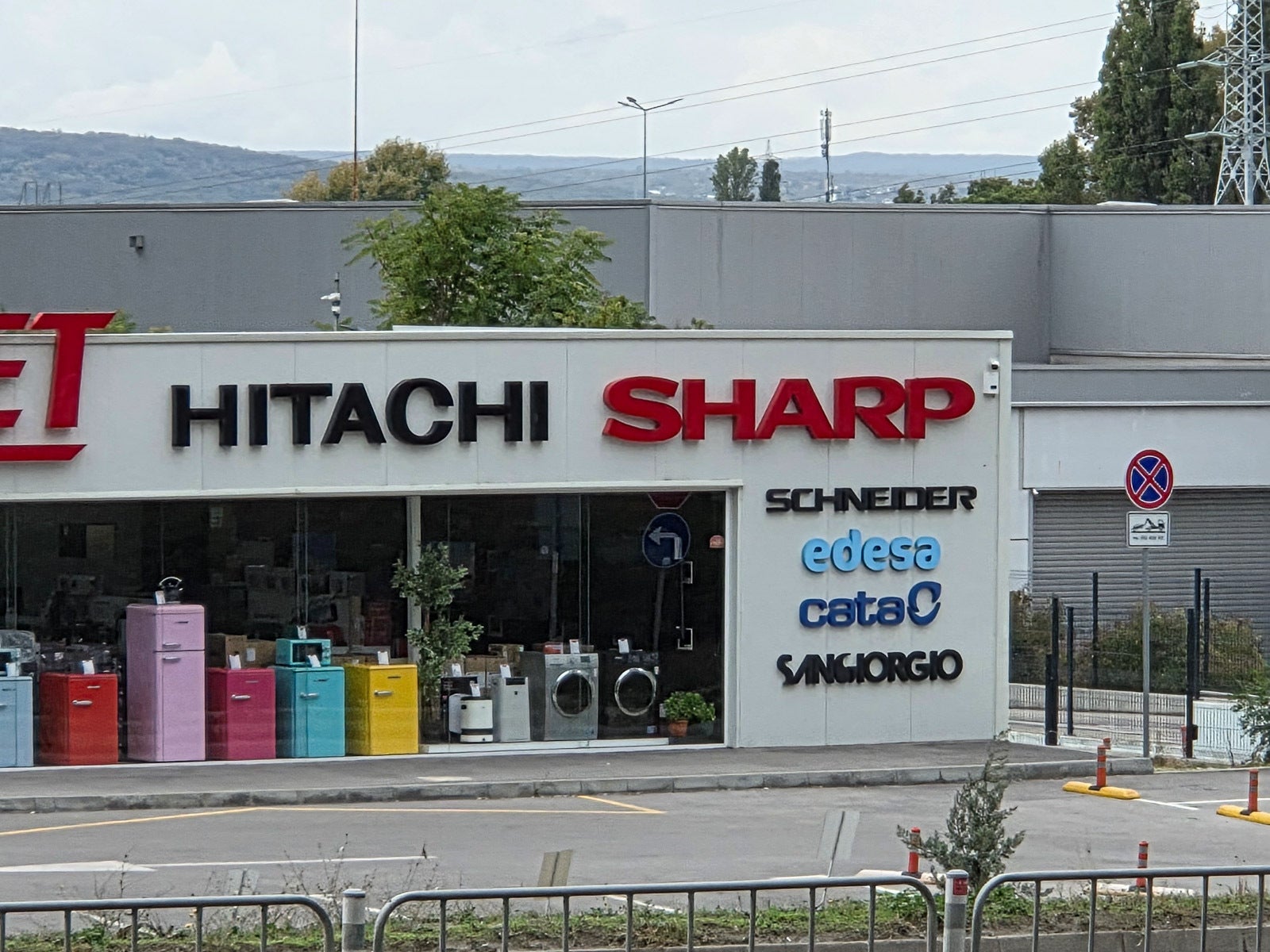 Galaxy Z Fold 7 10X - Galaxy Z Fold 7 vs Pixel 10 Pro Fold: There&#039;s a clear winner