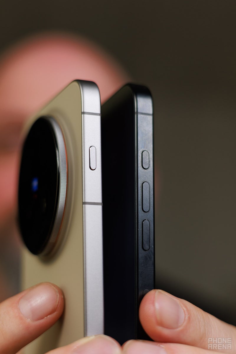 Vivo X300 Pro left, iPhone 16 Pro Max right