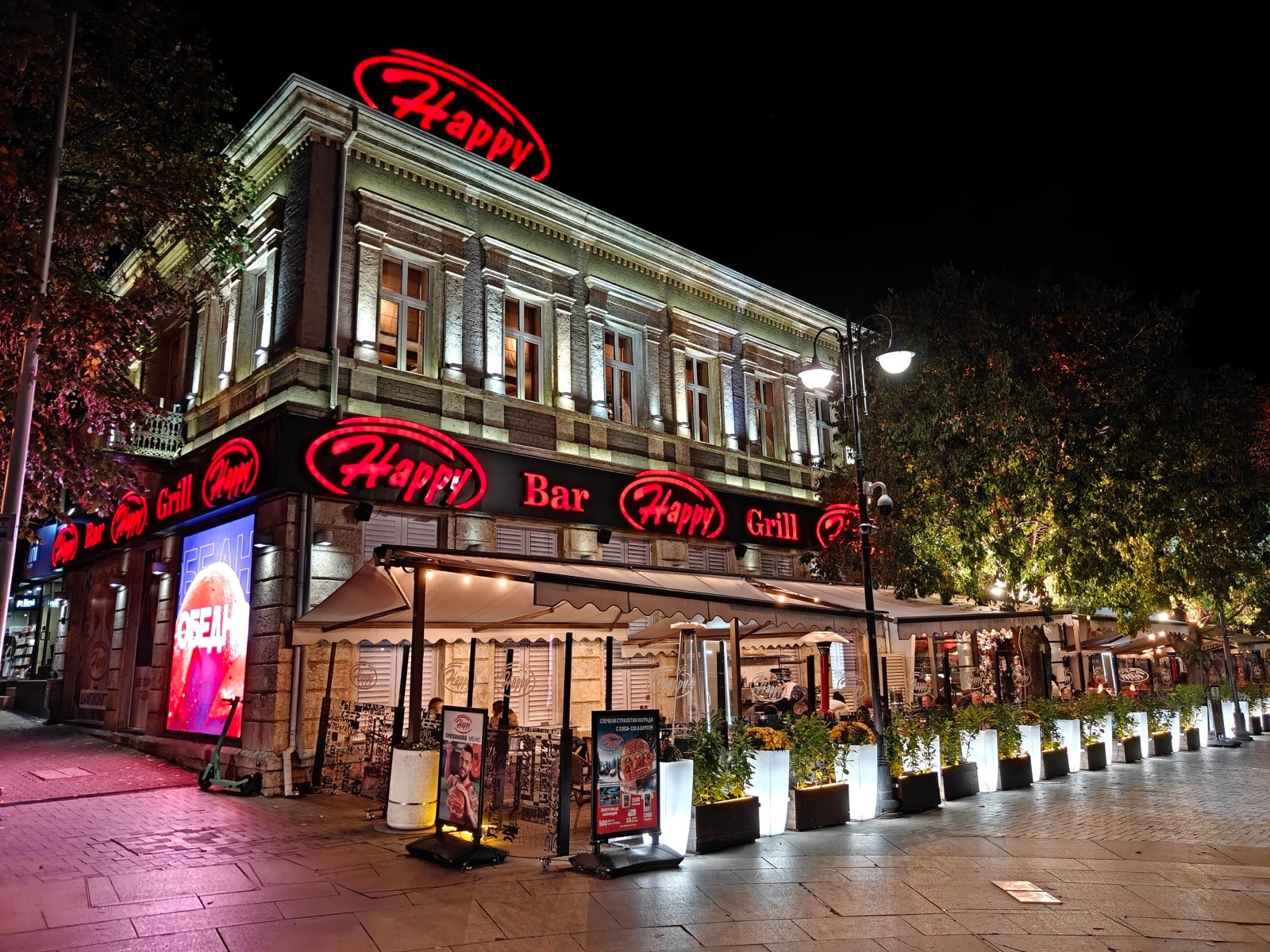 OnePlus 15 - OnePlus 15 vs Galaxy S25 Ultra: Samsung has been coasting on idle for far too long