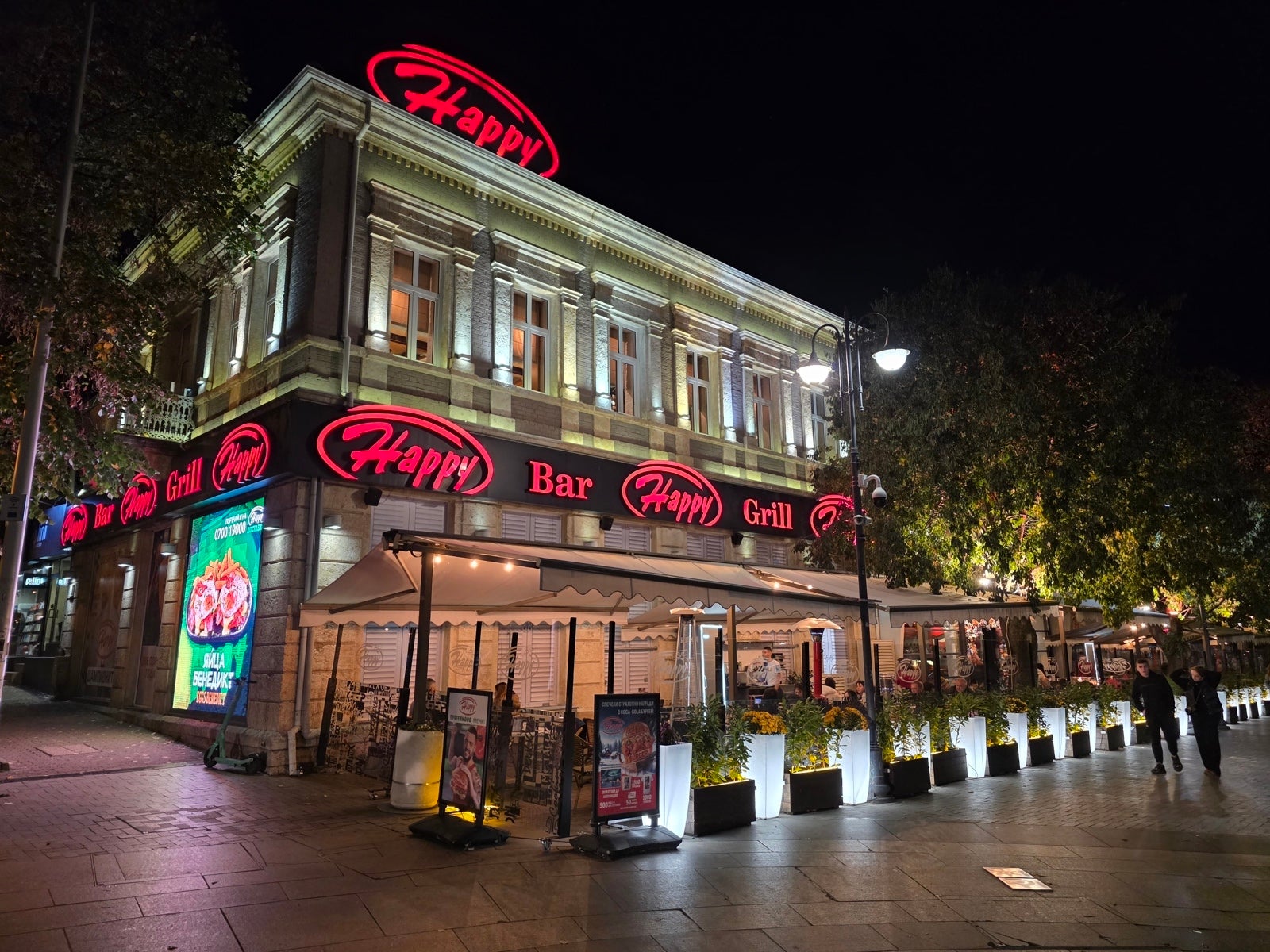 Galaxy S25 Ultra - OnePlus 15 vs Galaxy S25 Ultra: Samsung has been coasting on idle for far too long