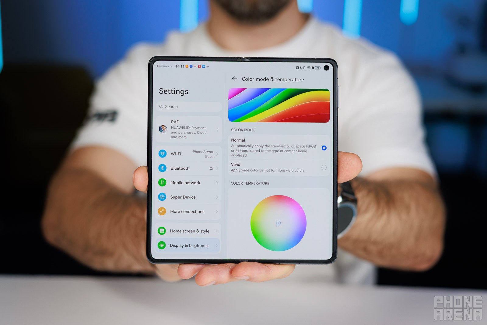 Huawei Mate X7 Review: foldables are getting reassuringly durable