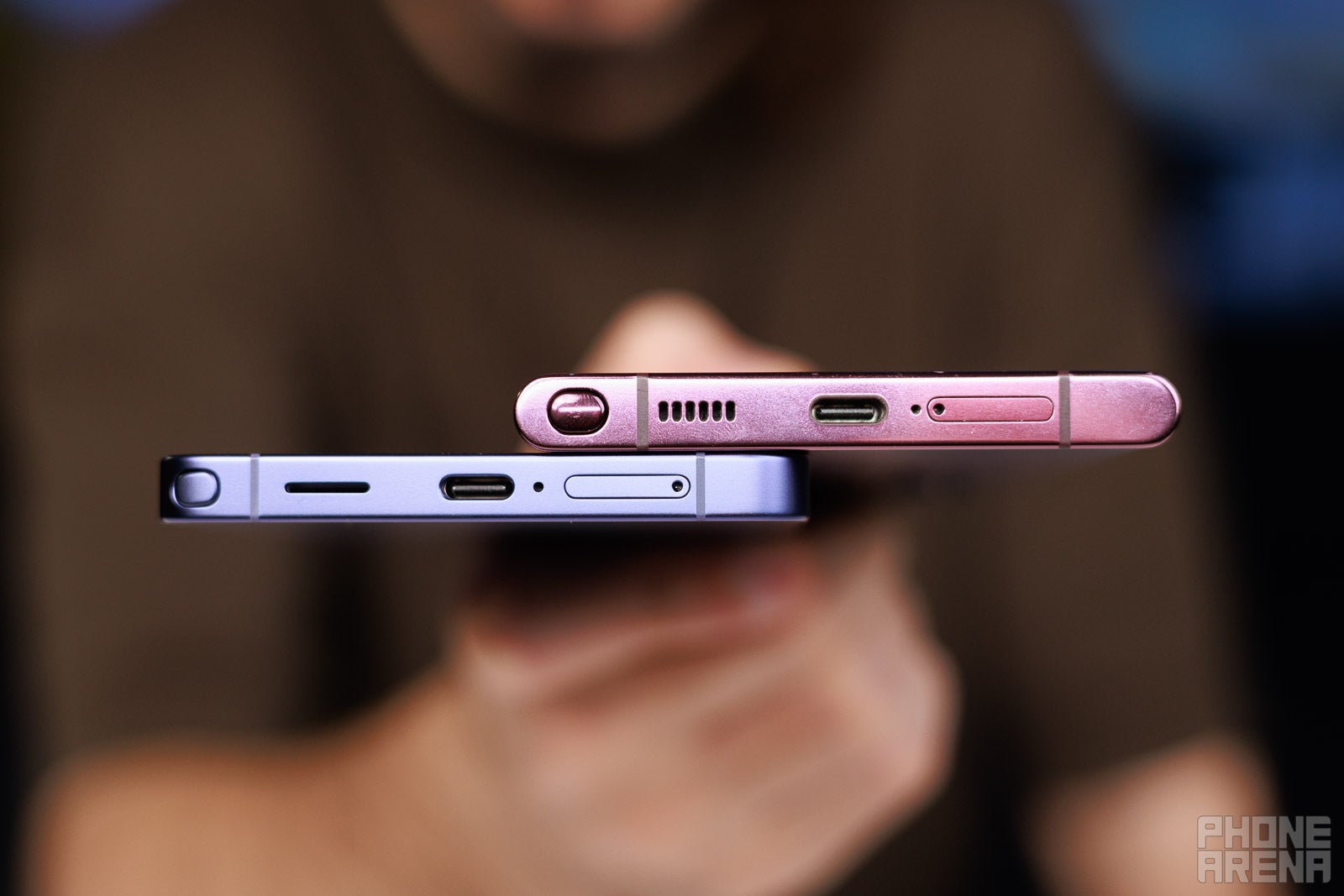 Same 5,000 mAh, but with completely different efficiency and much better charging. | Image by PhoneArena - Samsung Galaxy S26 Ultra vs Galaxy S22 Ultra: All the differences