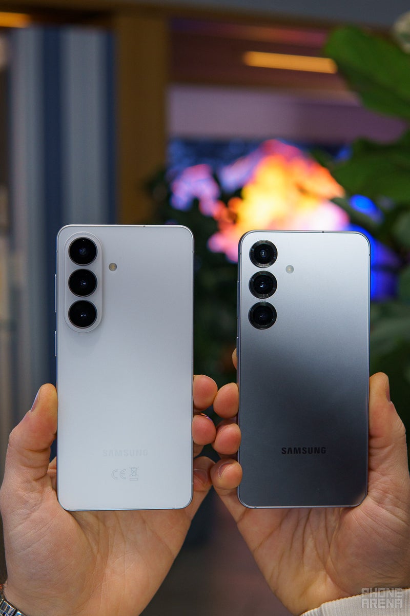 Samsung Galaxy S26 vs Galaxy S25: More base storage