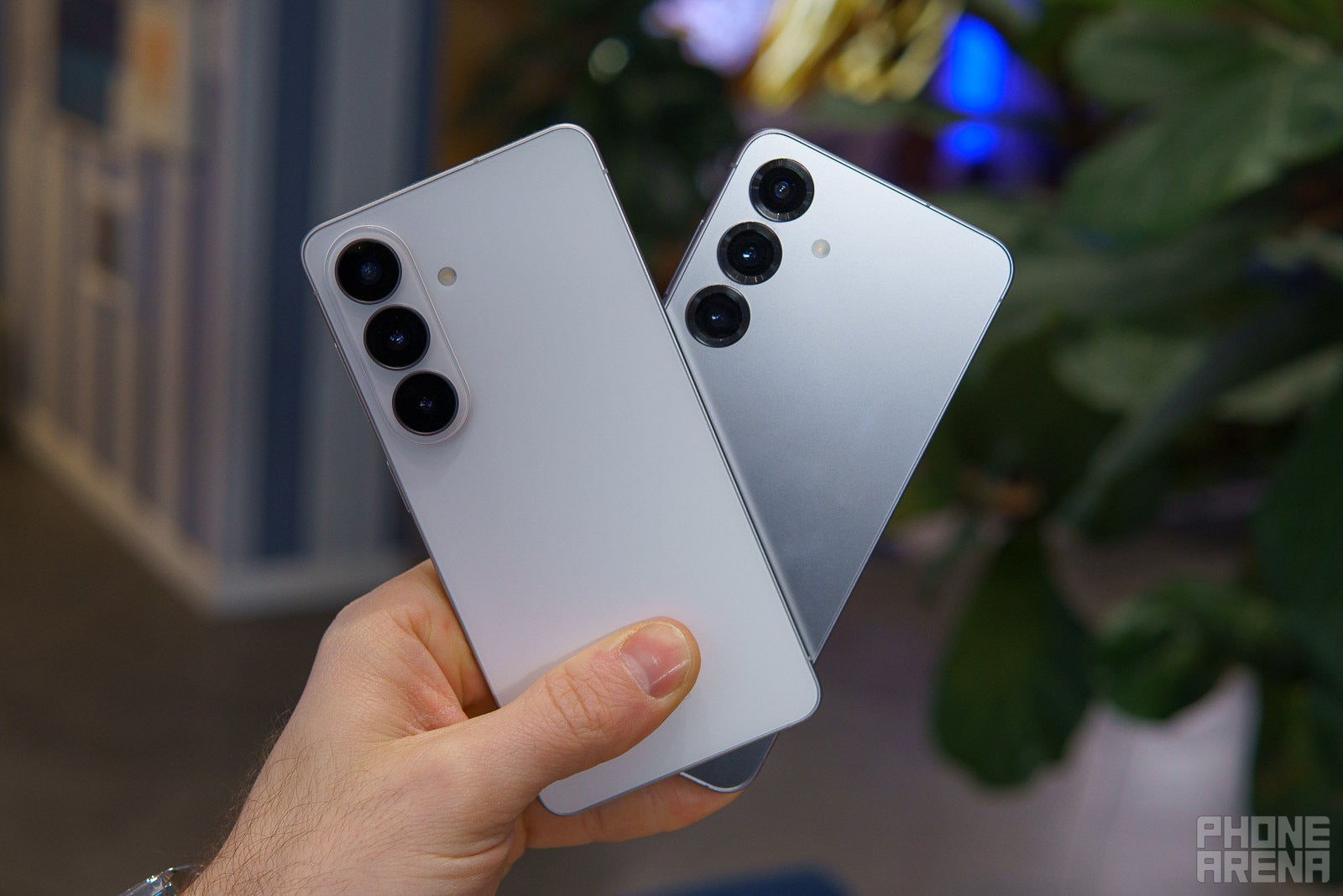 Samsung Galaxy S26 vs Galaxy S25: More base storage