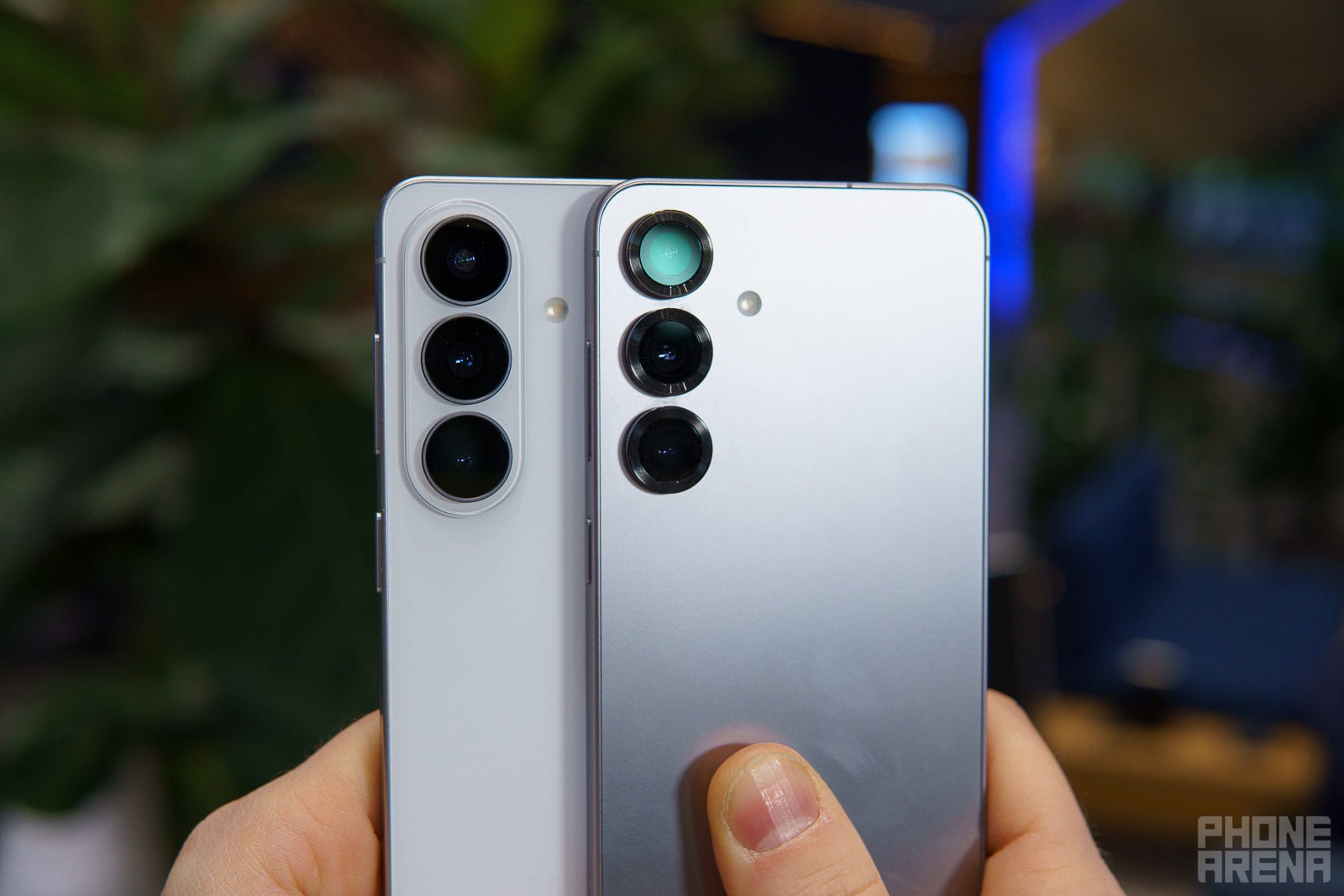 Samsung Galaxy S26 vs Galaxy S25: More base storage