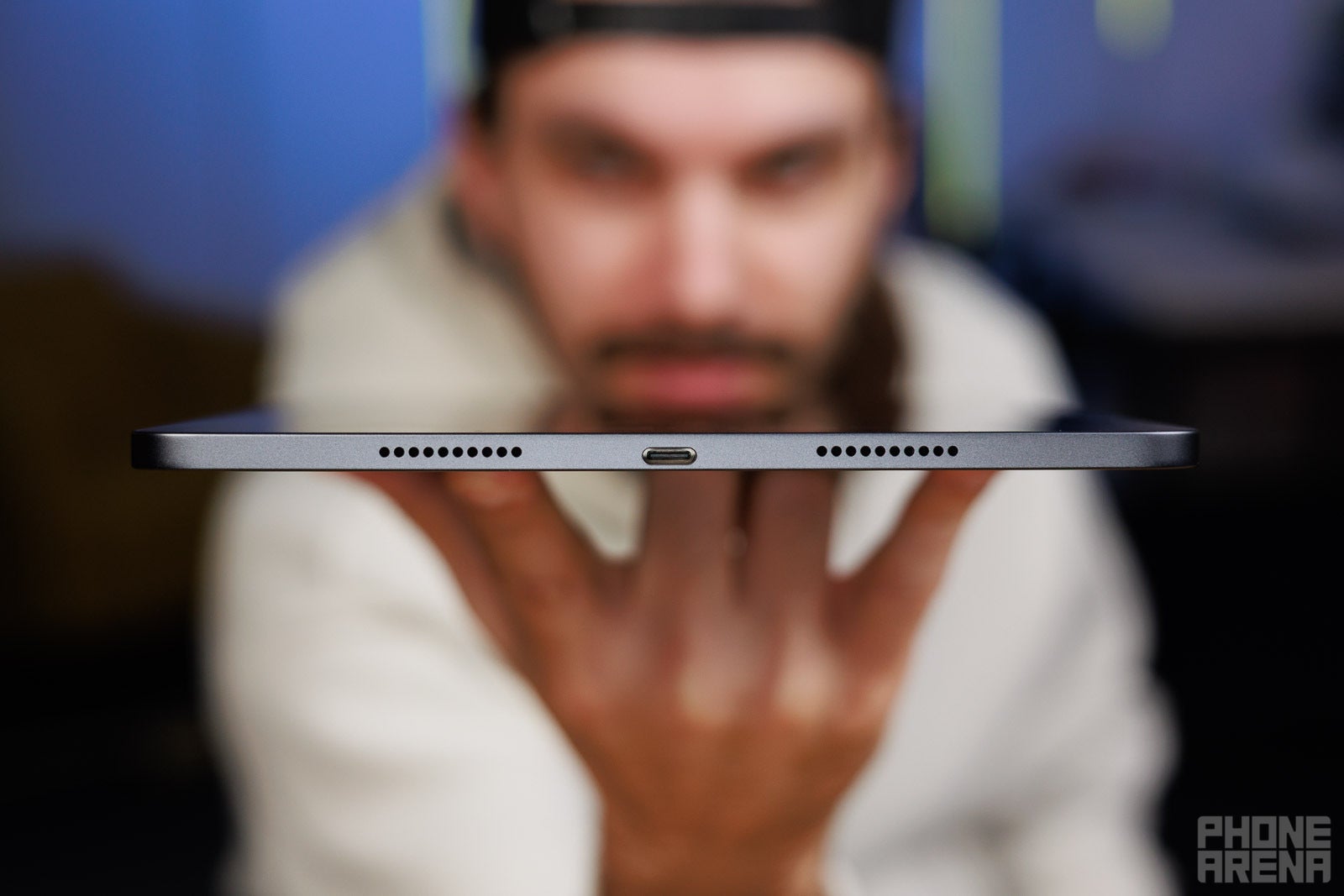 Big batteries and fast wired charging are Xiaomi's trademark | Image by PhoneArena - The Xiaomi Pad 8 Pro tries to be a laptop but at what cost?