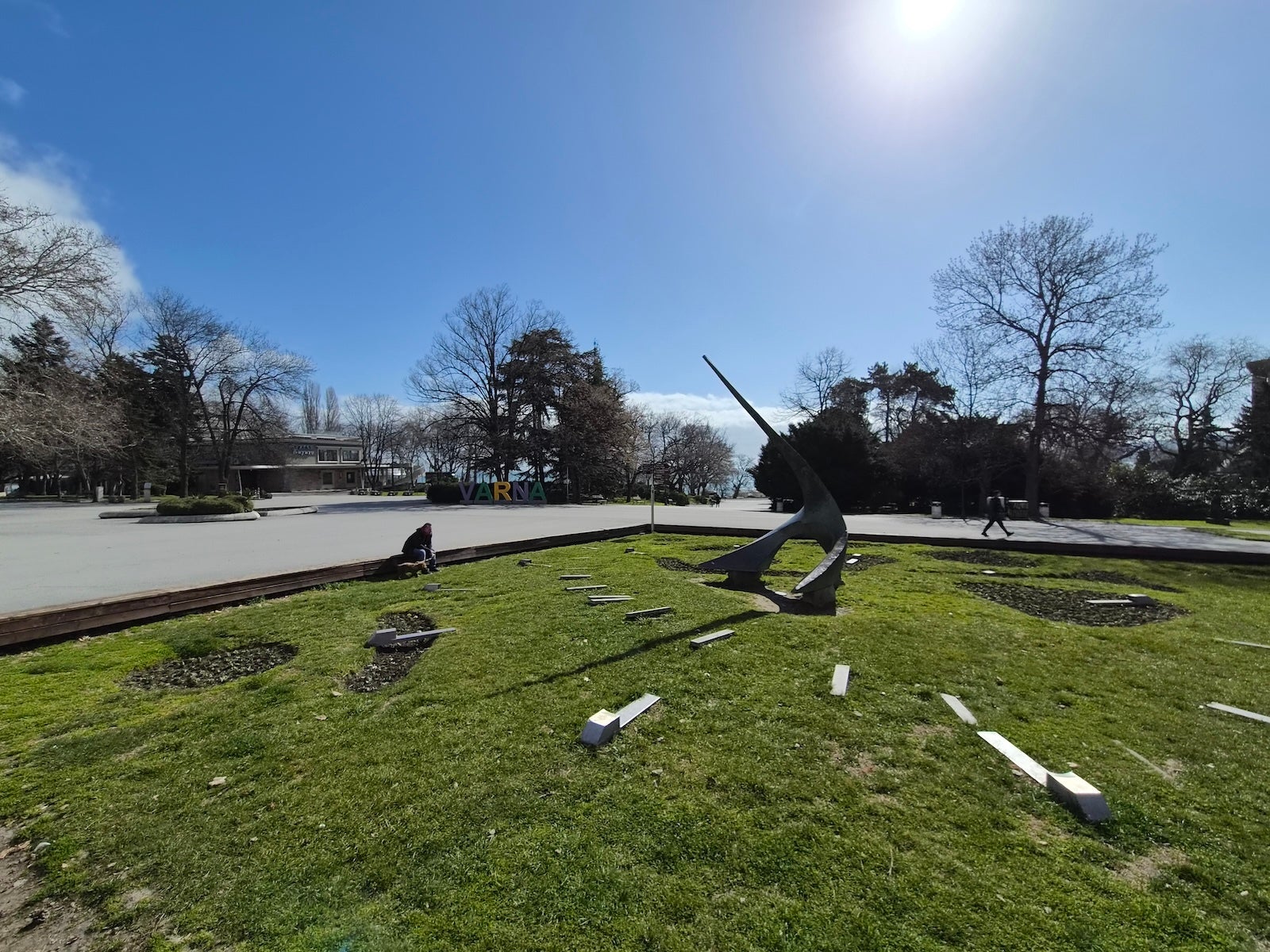 S26 - Galaxy S26 Review: a battery boost for the super-light AI phone