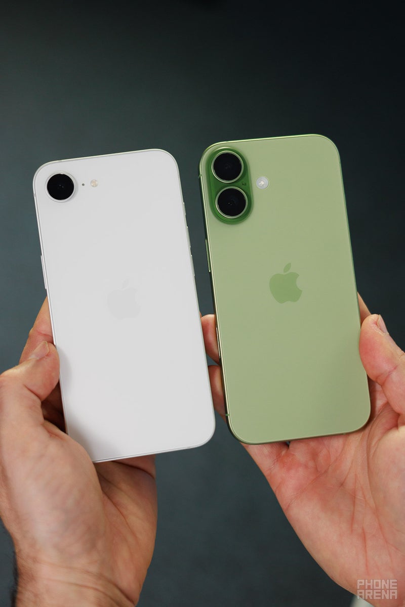 Apple iPhone 17e vs iPhone 17: Are the extra $200 worth it?