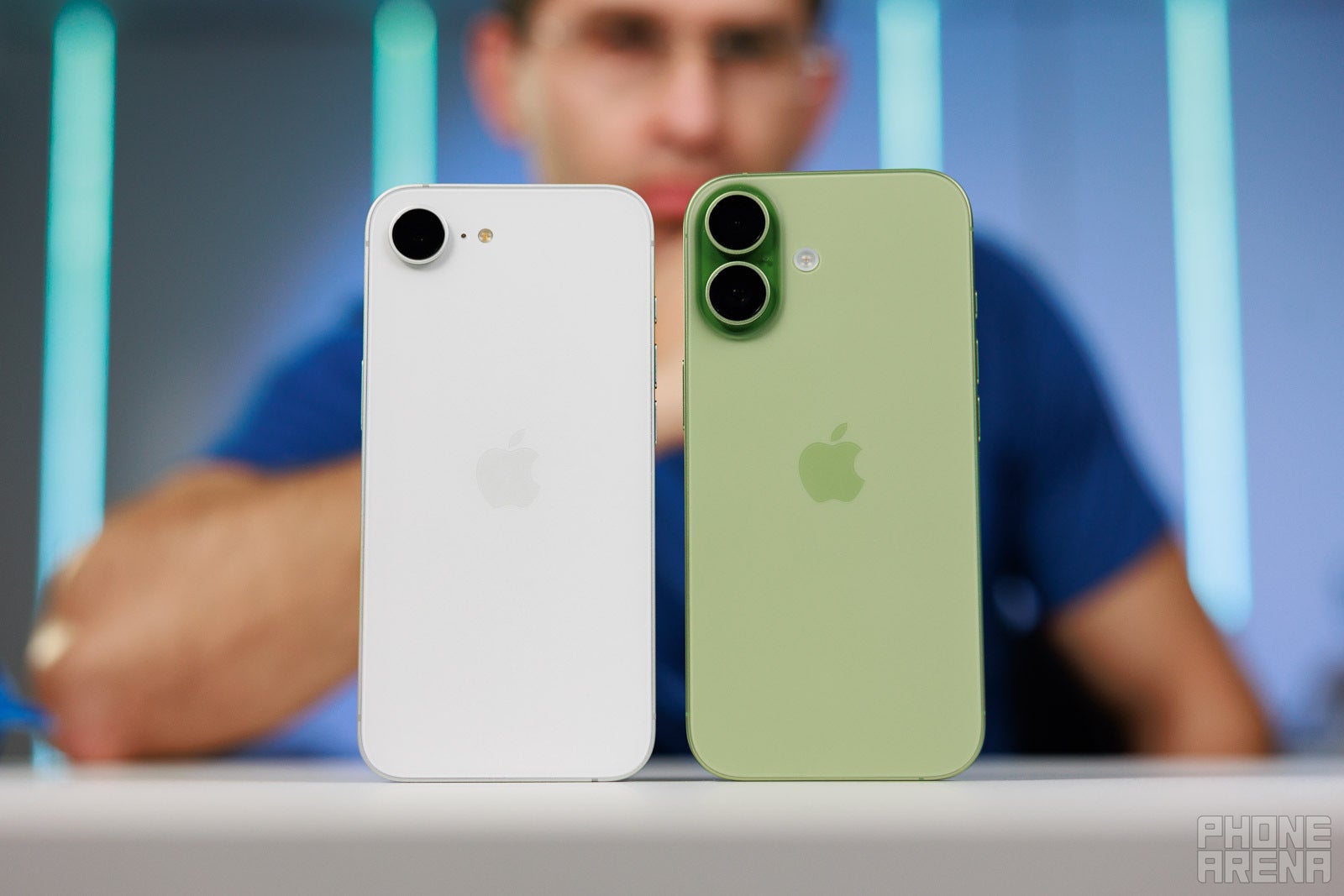 Apple iPhone 17e vs iPhone 17: Are the extra $200 worth it?