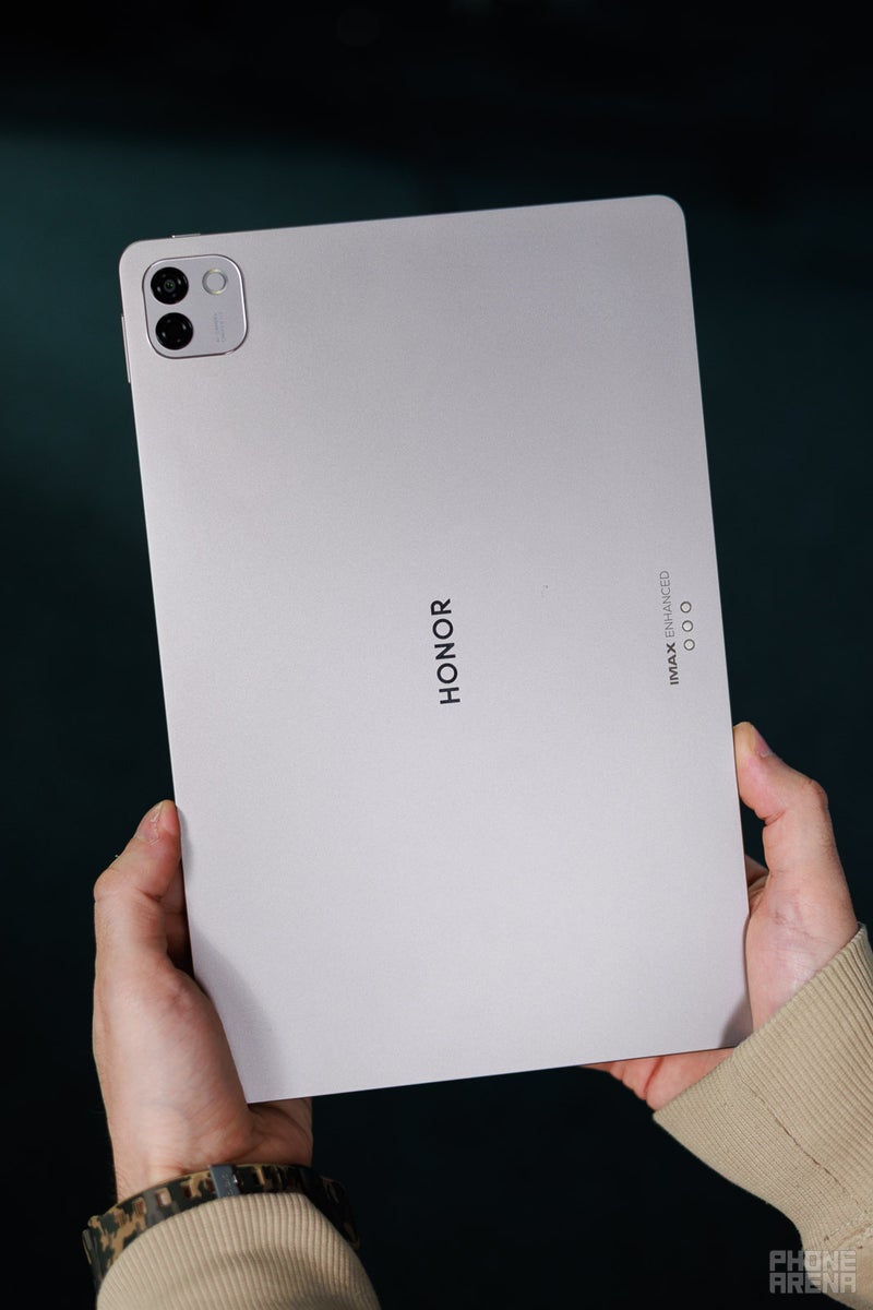 Honor MagicPad 4 review: Amazingly thin