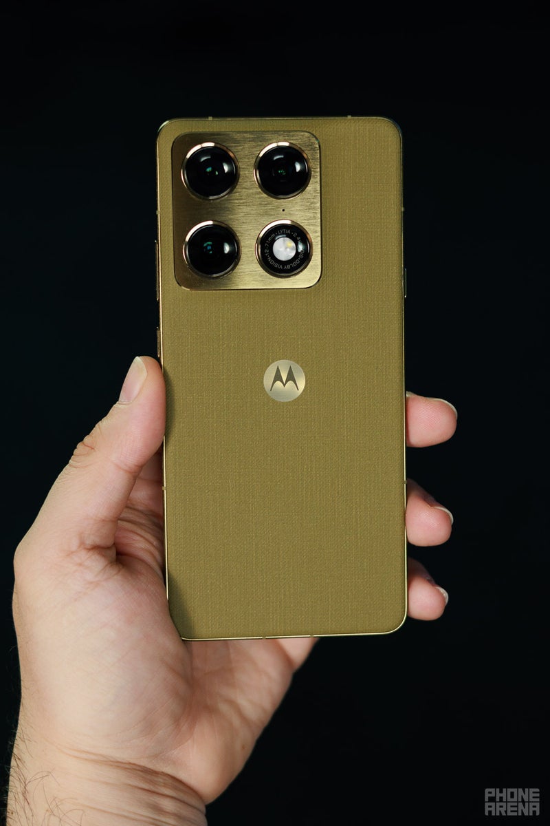 Motorola Signature review: Forget the Galaxy S26 Plus and the Pixel 10 Pro