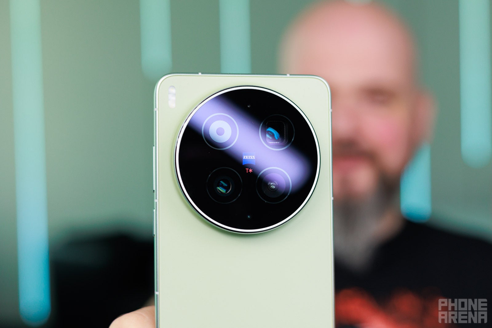 200 MP goodness | Image by PhoneArena - Vivo X300 Ultra review: I did not expect it could get better!