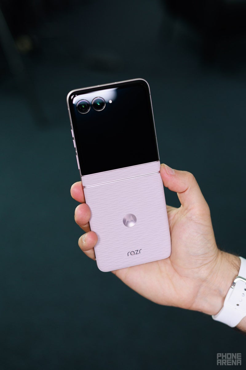 Motorola Razr 2026 Review