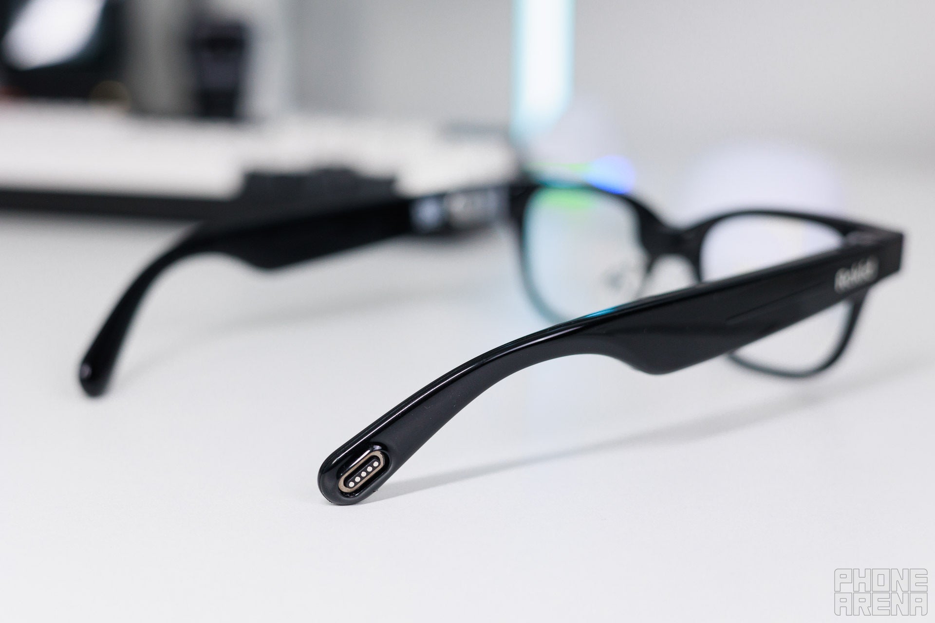Here's the charging connector, and I think you get what I meant above. | Image by PhoneArena - Rokid Glasses review: AI glasses with a screen