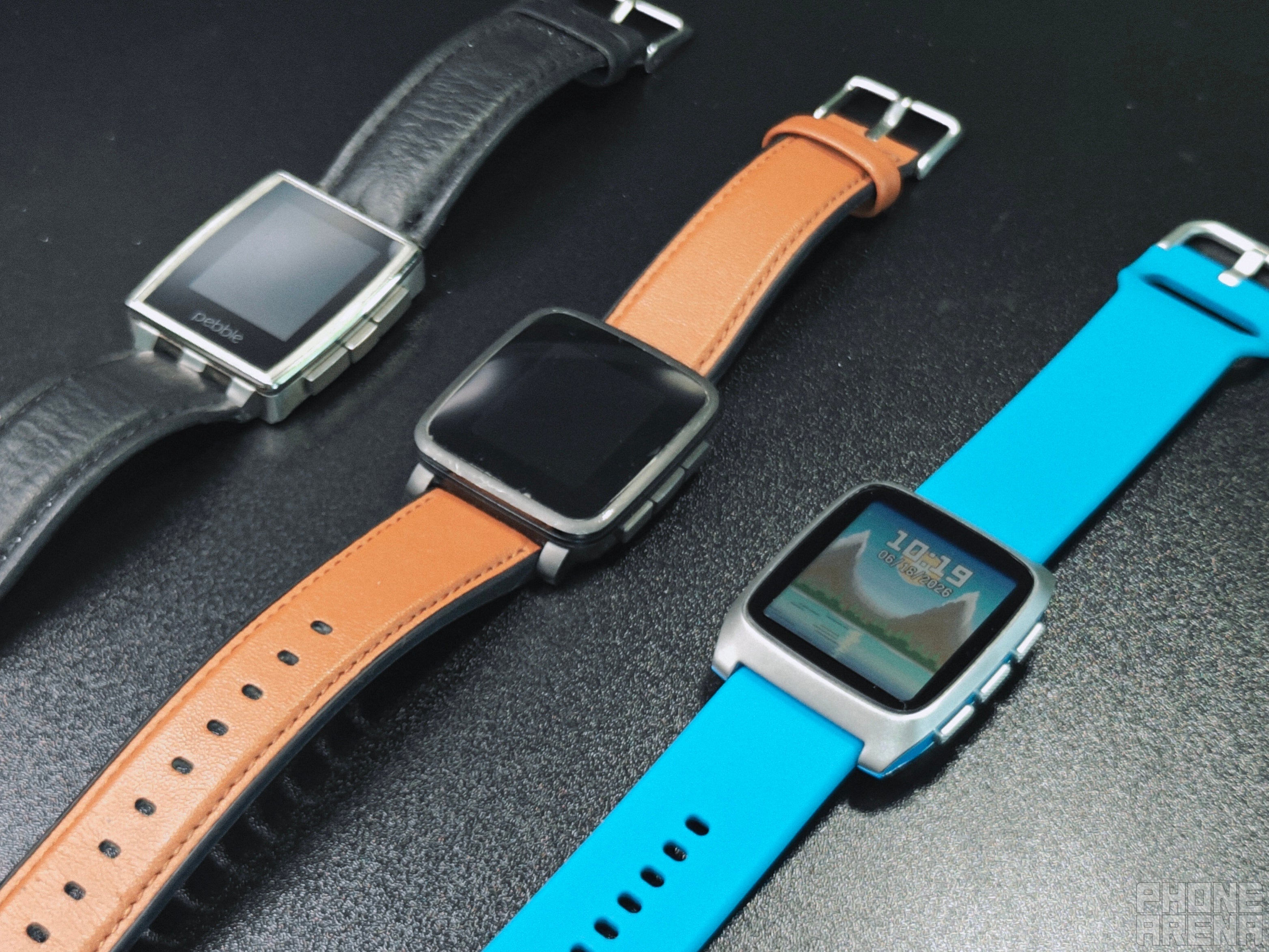 All software is fully backwards compatible, which is insane! | Image by PhoneArena - Pebble Time 2 review: making tech fun again