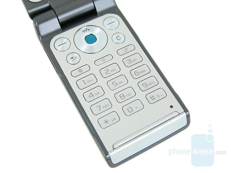 Keypad - Sony Ericsson W380 Preview