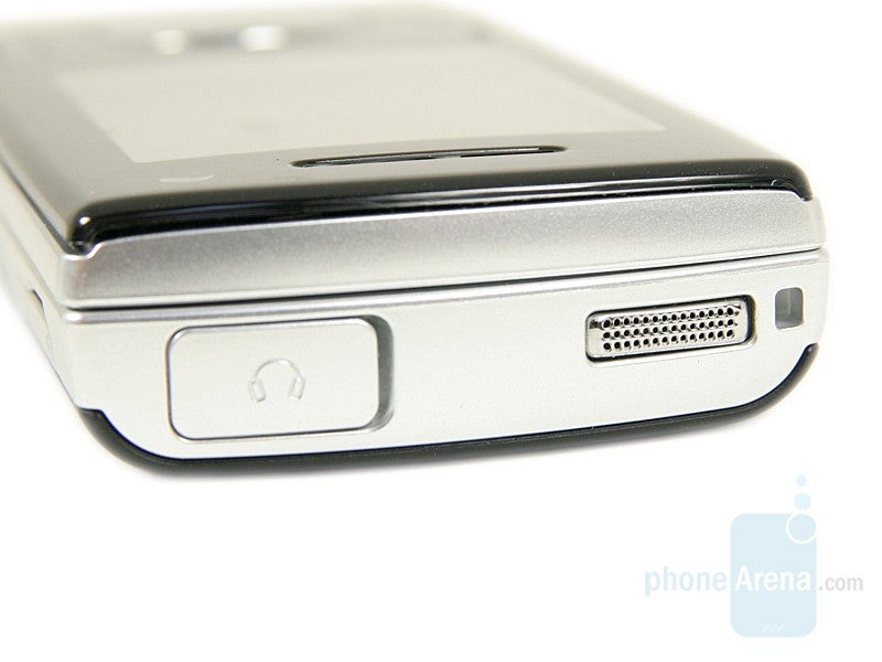 Top - Samsung SGH-F400 Preview