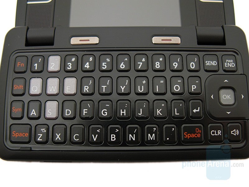 LG enV2 Review - PhoneArena