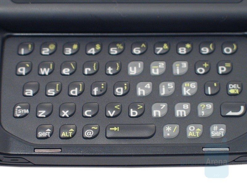 QWERTY Keyboard - T-Mobile Sidekick Review