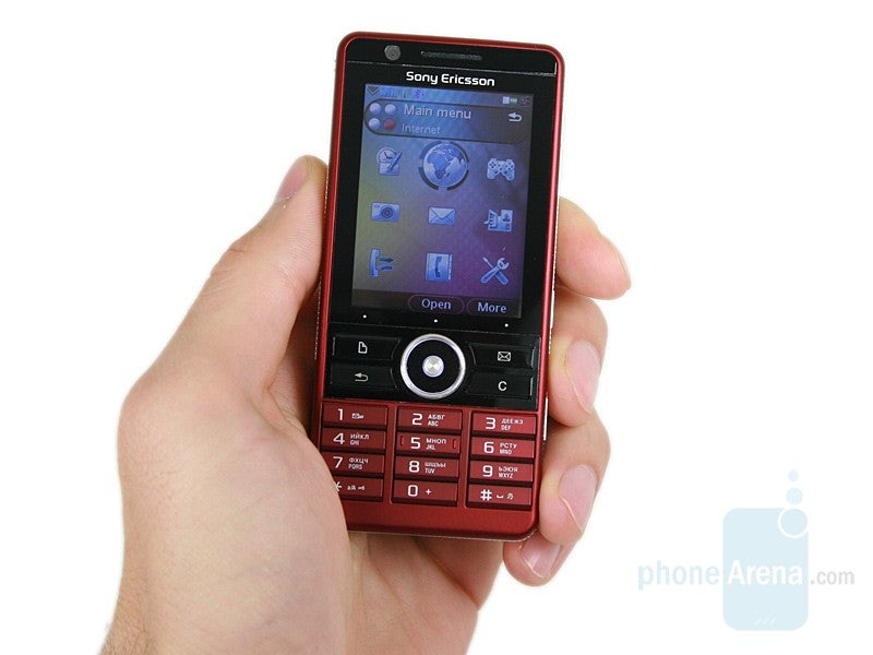 Sony Ericsson G900 Review