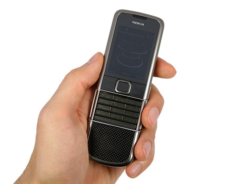 Nokia 8800 Carbon Arte Review