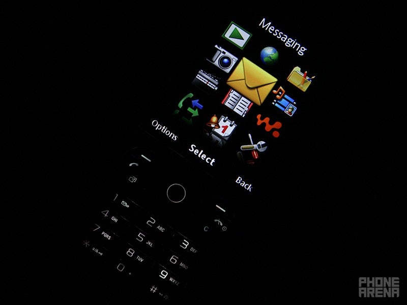 Sony Ericsson W902 Review