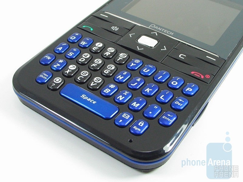 QWERTY keyboard - Pantech Slate Review