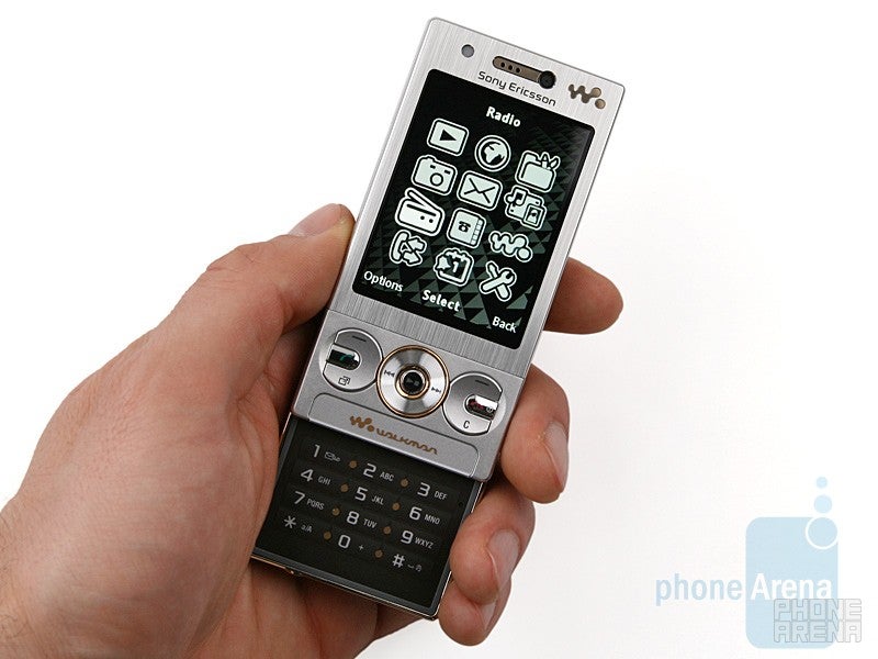 Sony Ericsson W705 Review