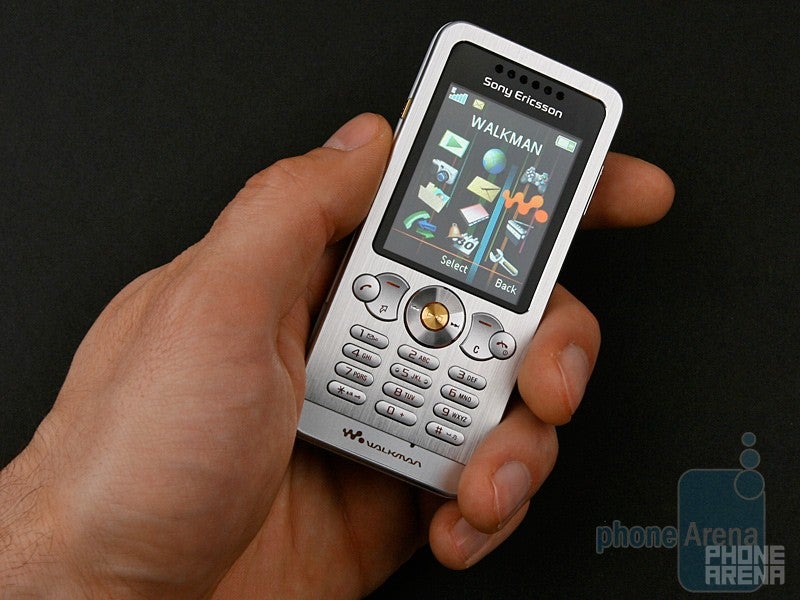 Sony Ericsson W302 Review