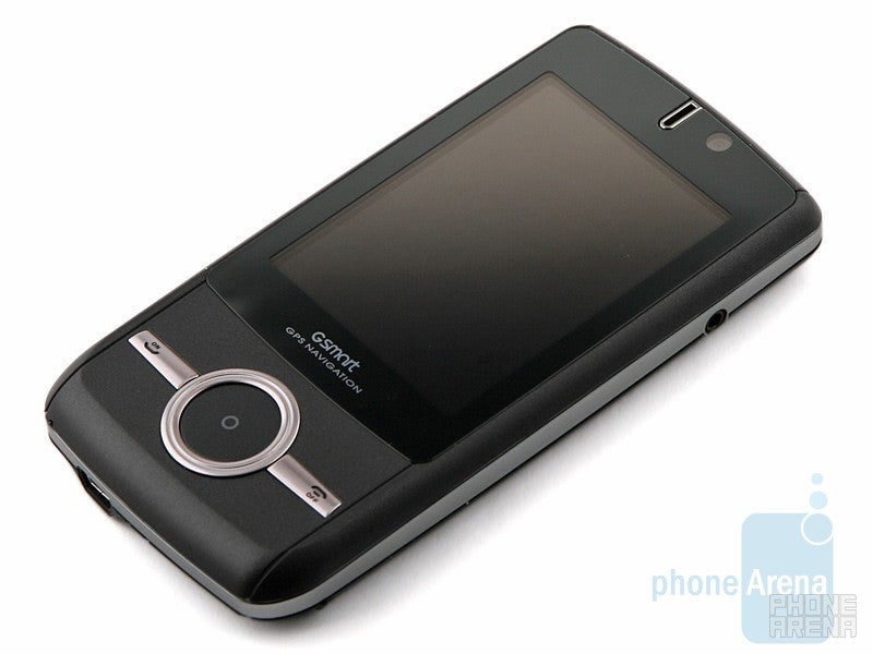 GIGA-BYTE GSmart MS820 Review