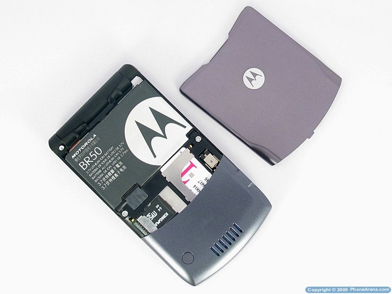 Motorola RAZR V3i Review