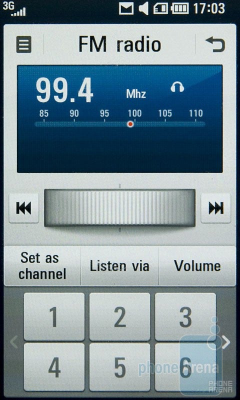 FM radio - LG Crystal GD900 Review