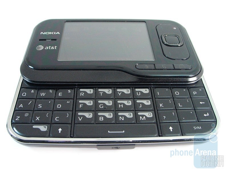 Nokia 6790 Surge Review
